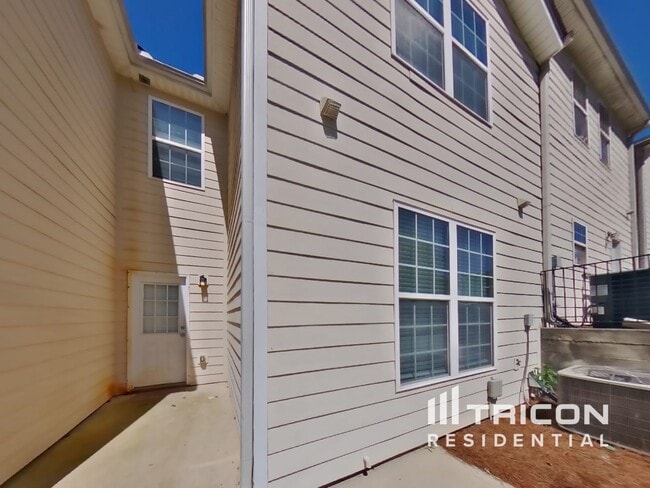 Building Photo - 7390 Battlecreek Ln