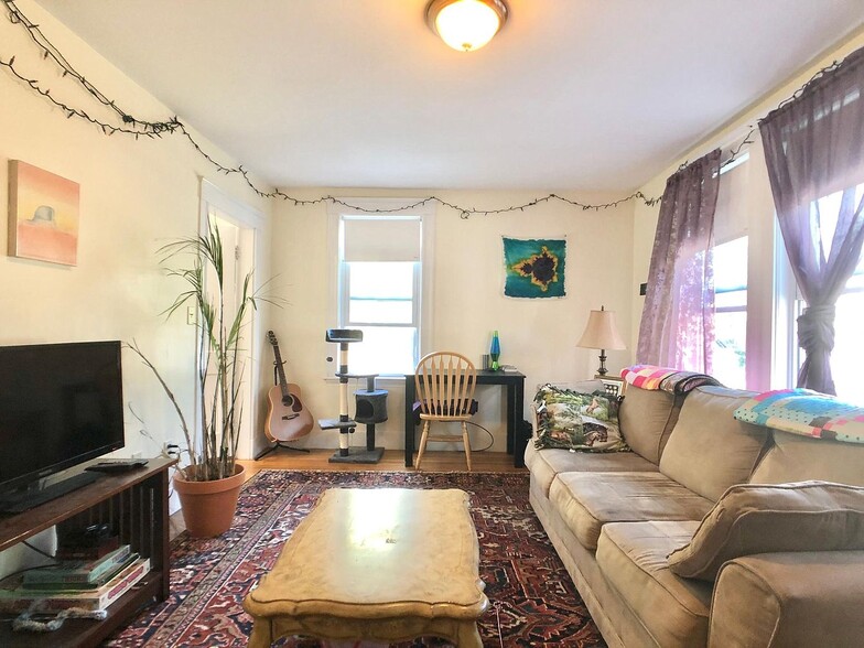 Primary Photo - 23 Allston St
