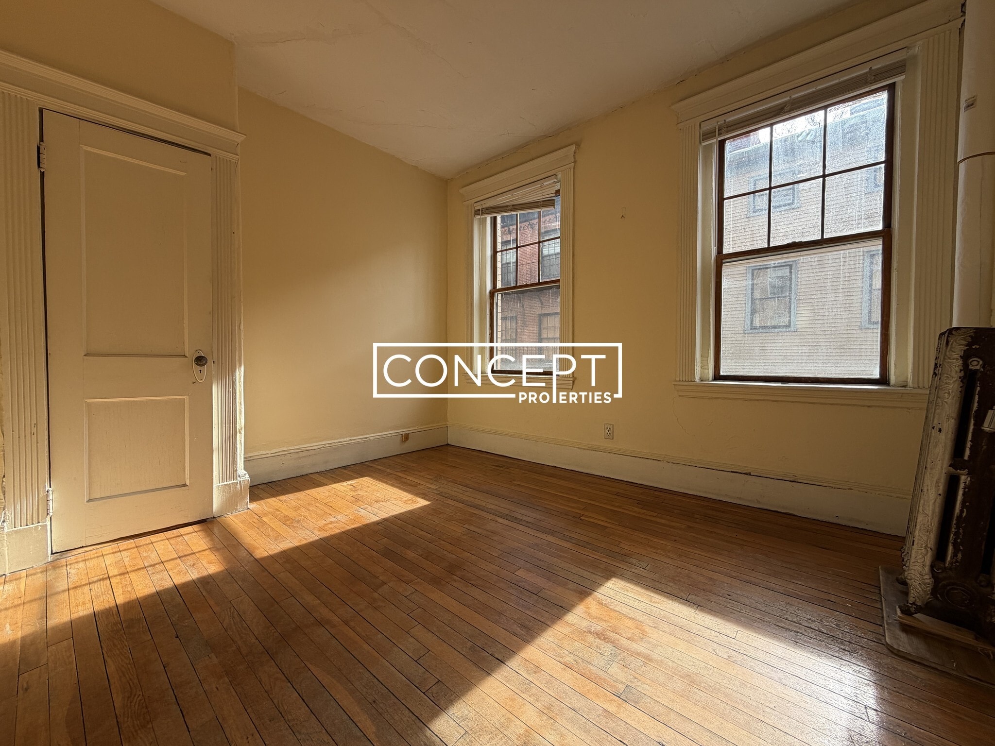 Building Photo - 9 Myrtle St