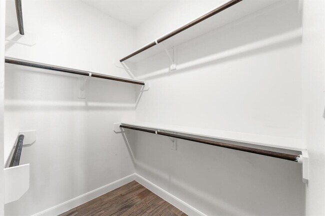 Building Photo - 312 Eado Park Cir