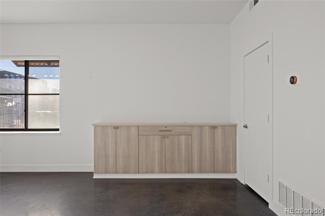 Building Photo - 3149 Blake St