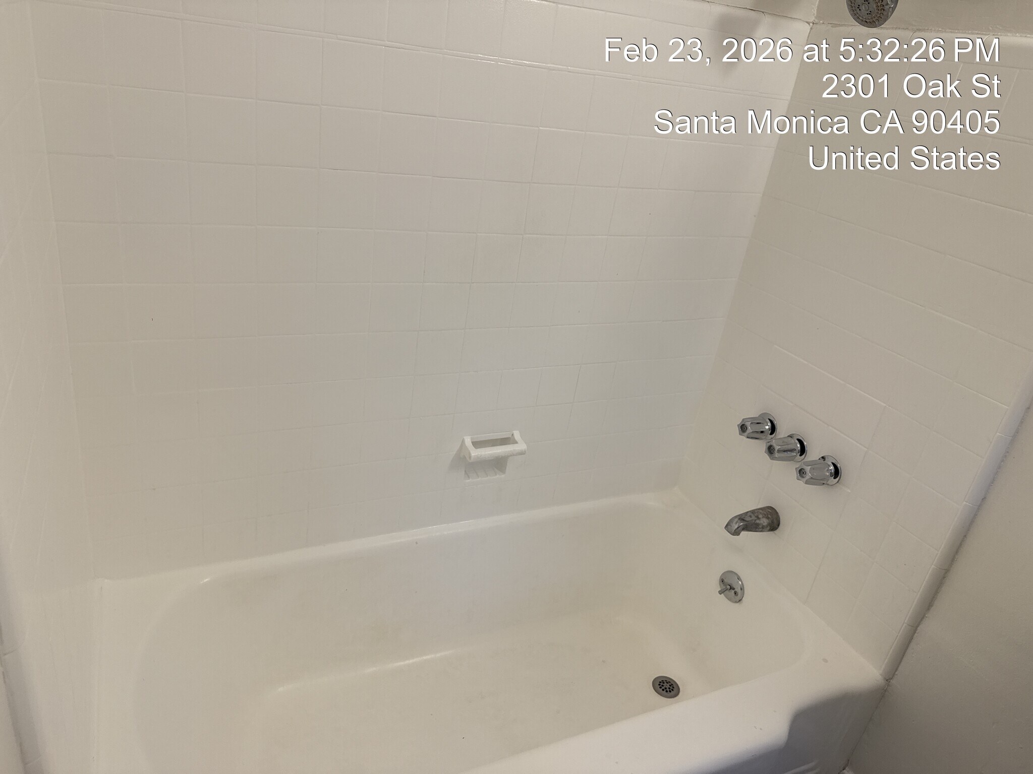 Building Photo - 2301 Oak St