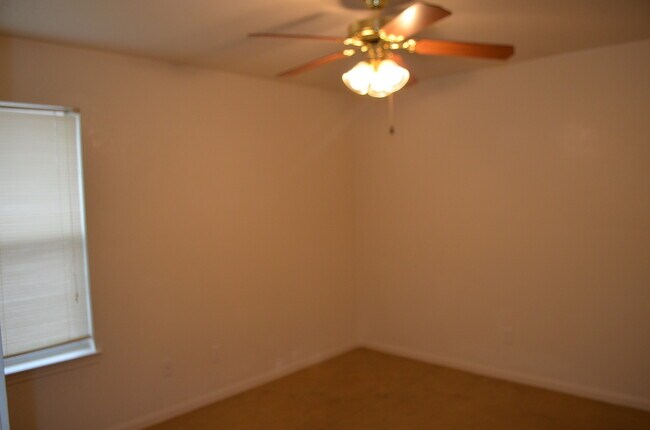 Building Photo - 938 RW