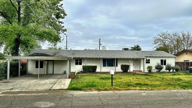 Building Photo - 1724 McKinley Ave