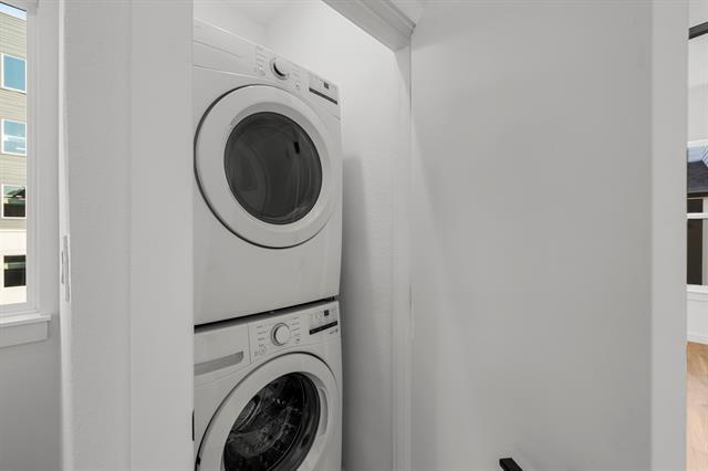 Building Photo - 3608 San Jacinto St