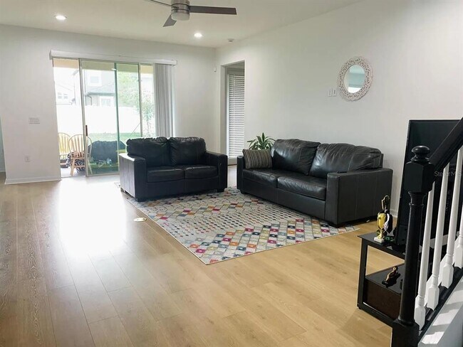 Building Photo - 11127 Sundrift Dr