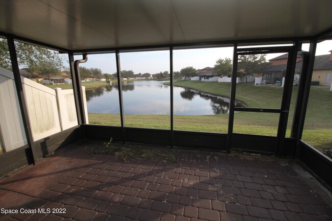 Building Photo - 1265 Luminary Cir