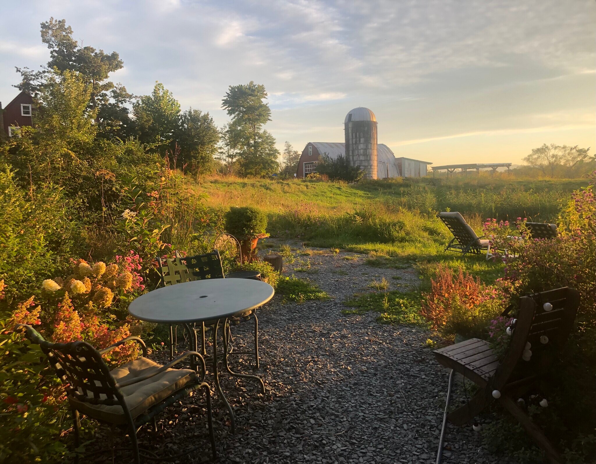 Building Photo - 388 Eichybush Rd