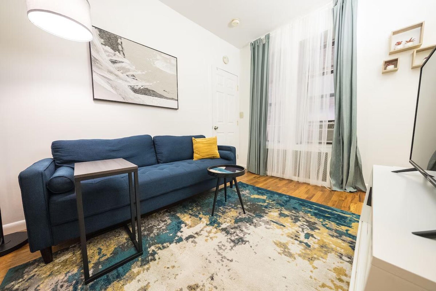 Building Photo - 317 E 75th St