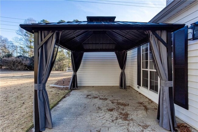 Building Photo - 4100 Chanticleer Dr NW