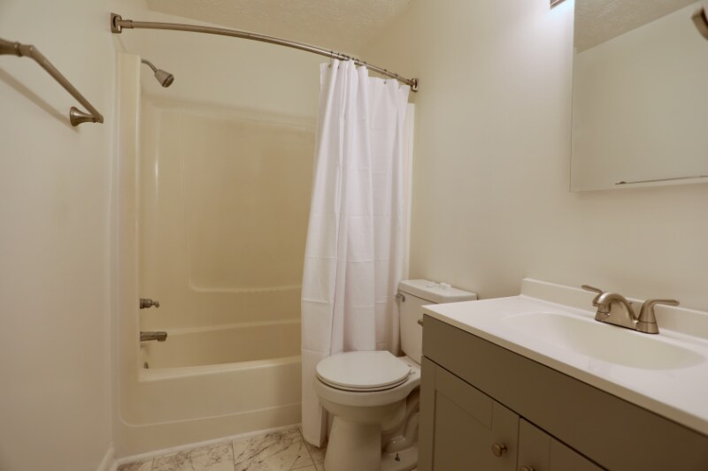 Building Photo - 365 W Illinois Ave