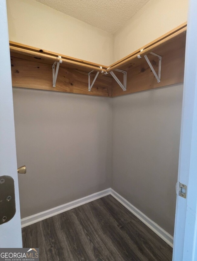 Building Photo - 6857 Mahonia Pl