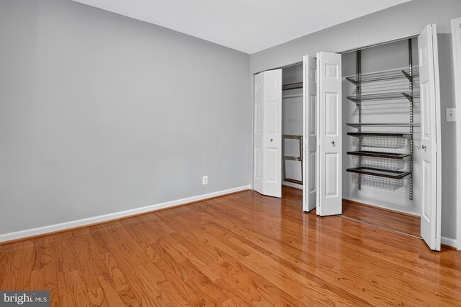 Building Photo - 7621 Tremayne Pl