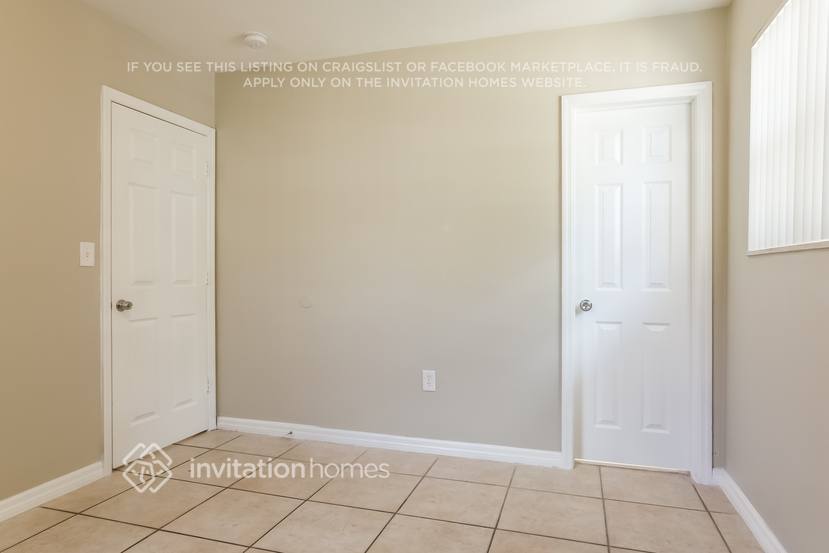 Building Photo - 10030 SW 85th St