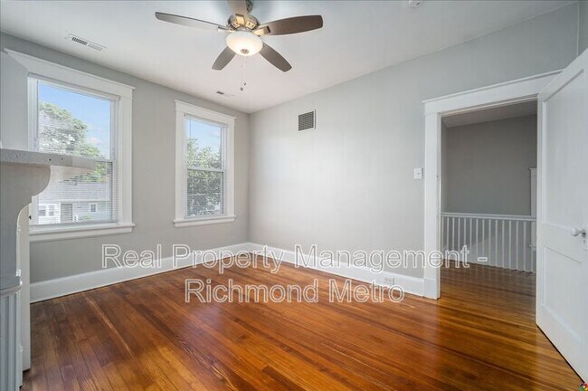 Building Photo - 1313 N 35th St