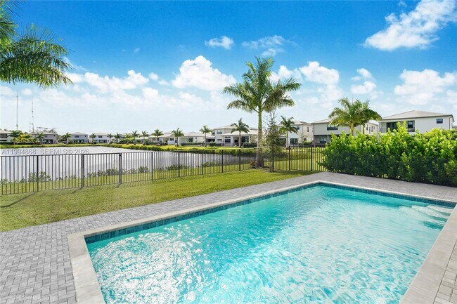 Building Photo - 8095 Crystal Downs Ave