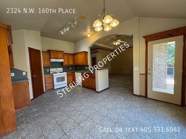 Building Photo - 2324 NW 160th Pl