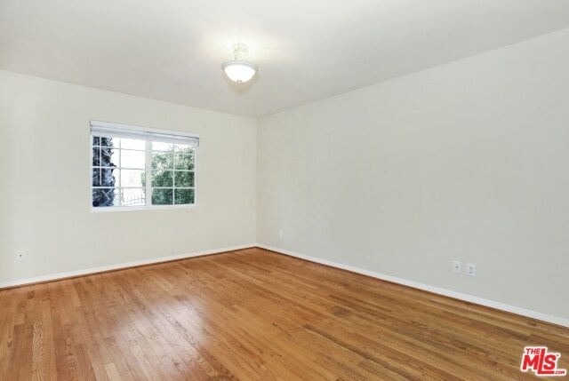 Building Photo - 4356 Kingswell Ave