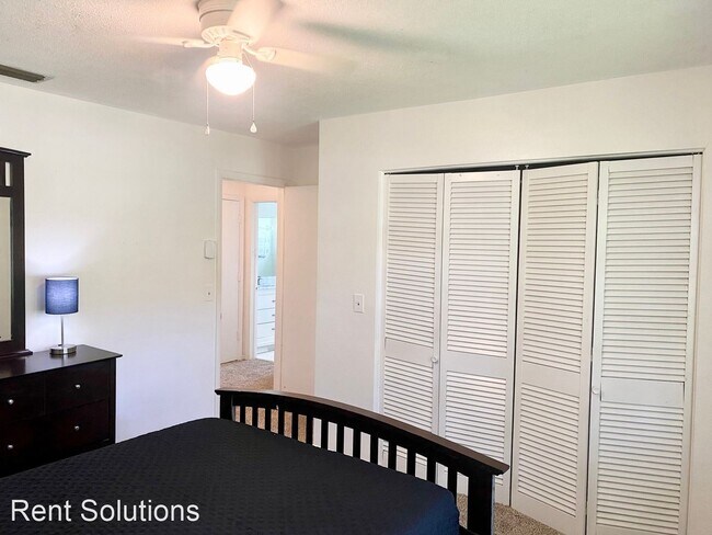 Building Photo - 2 br, 1 bath House - 2419 Harn Blvd