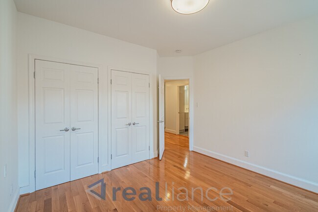 Building Photo - 1733 20th St NW