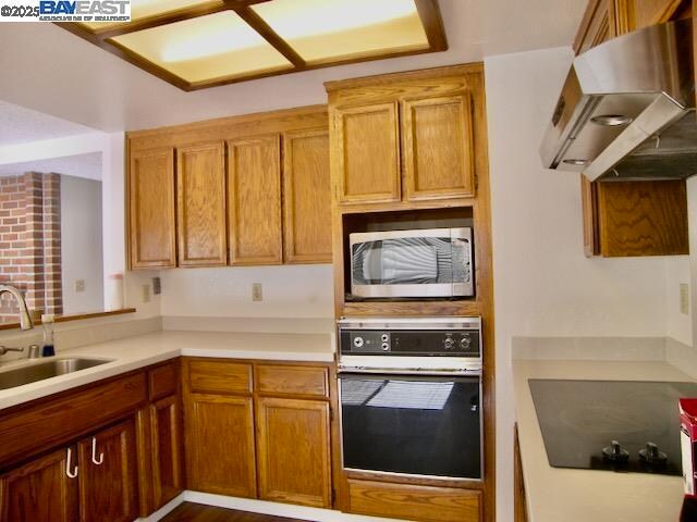 Building Photo - 715 Sunrise Dr