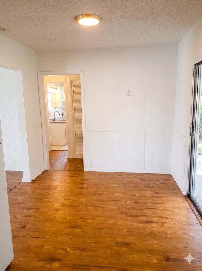 Building Photo - Spacious 3-Bedroom Home in Prime Pinellas Park Location – 1,354 Sq Ft