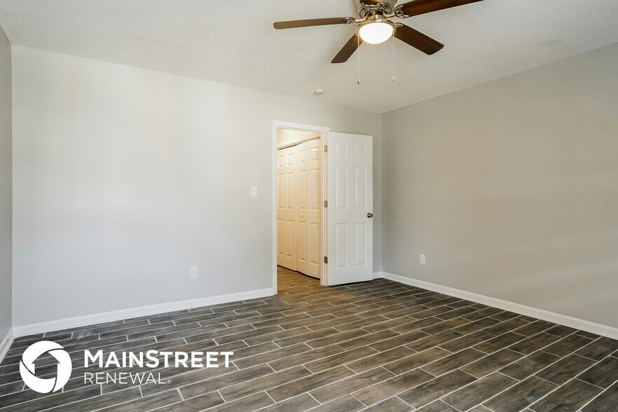 Building Photo - 1915 Collier Rd