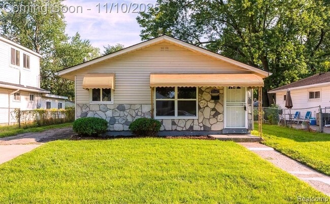 Primary Photo - 27107 Florence St