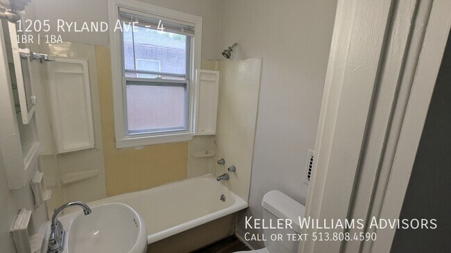 Building Photo - 1205 Ryland Ave