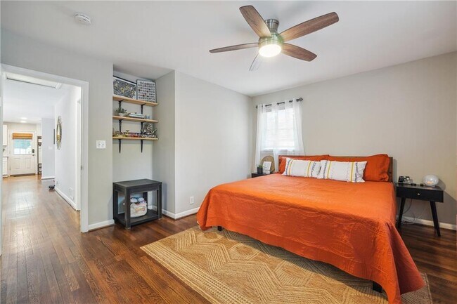 Building Photo - 3483 Glensford Dr