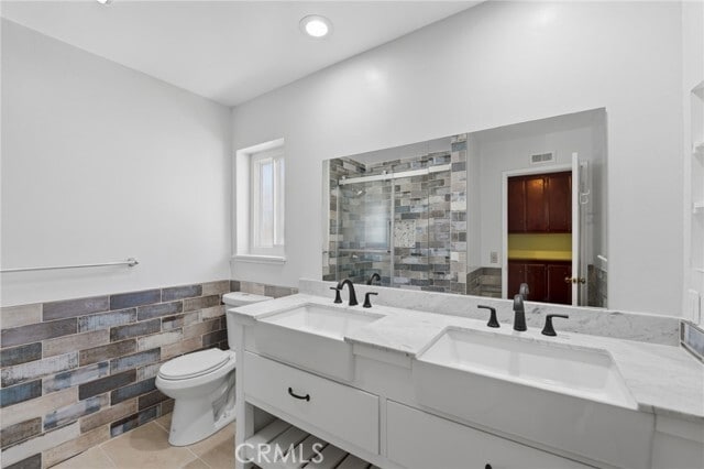 Building Photo - 29142 Bobolink Dr