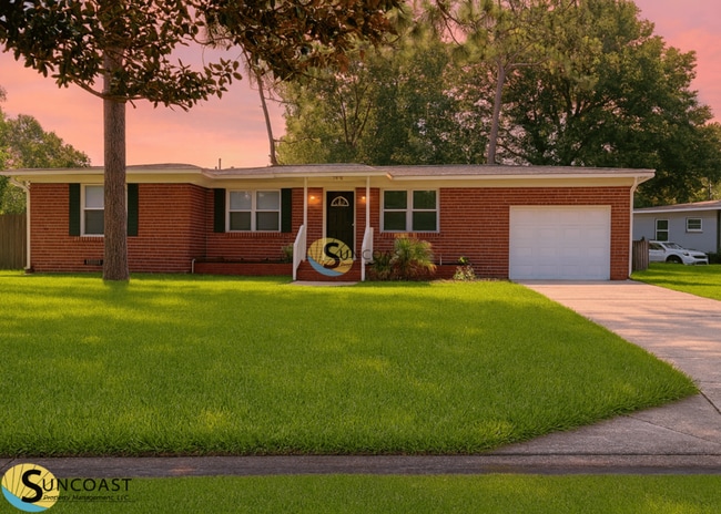 Building Photo - 3235 Holly Berry Ln