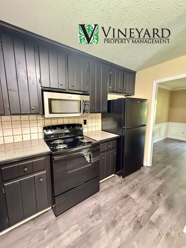 Building Photo - 4925 Falcon Wood Trace NE