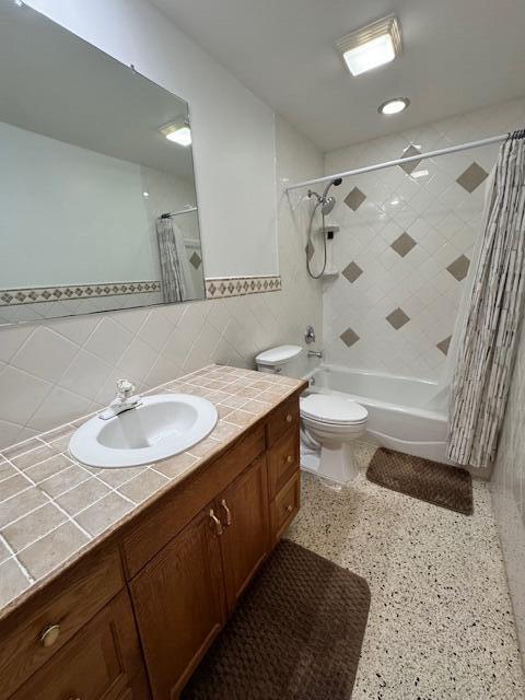 Building Photo - 1211 Seaway Dr