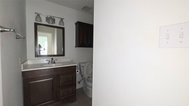 Building Photo - 3767 Glade Forest Dr