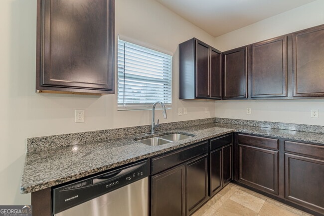 Building Photo - 4730 Brookwood Pl