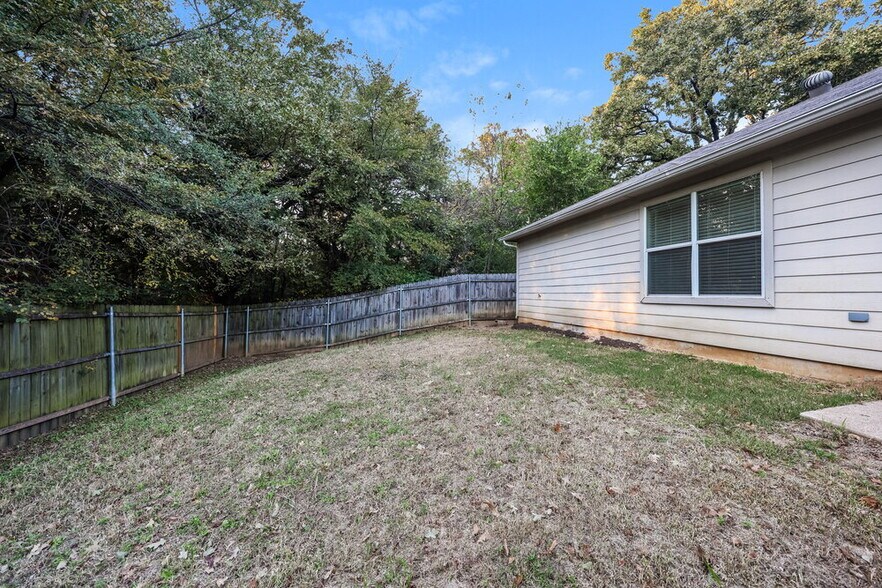 Building Photo - 13532 Baldcypress Dr