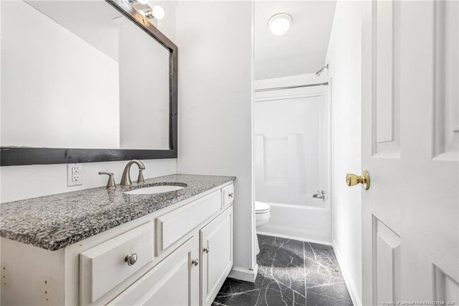 Building Photo - 105 Valley Forge Way N