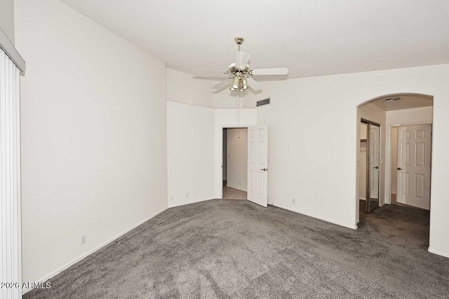 Building Photo - 12152 N Finch Dr