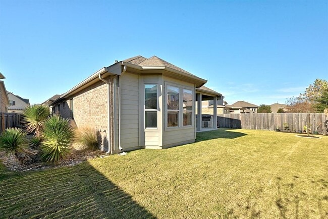 Building Photo - 108 Leon Loop