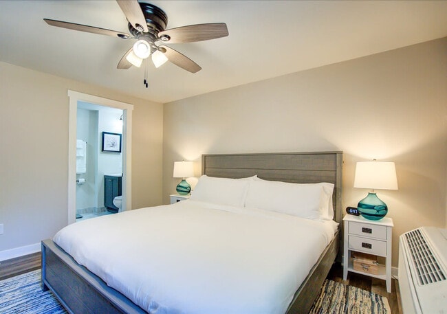 Building Photo - 156 Rodney Ct