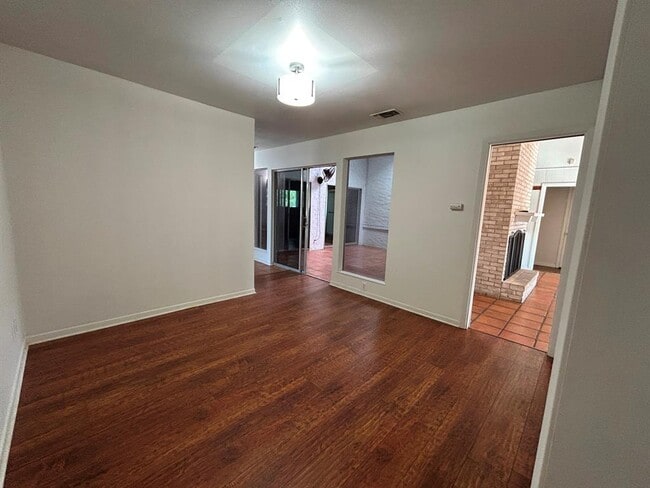 Building Photo - 2403 Dijon Dr