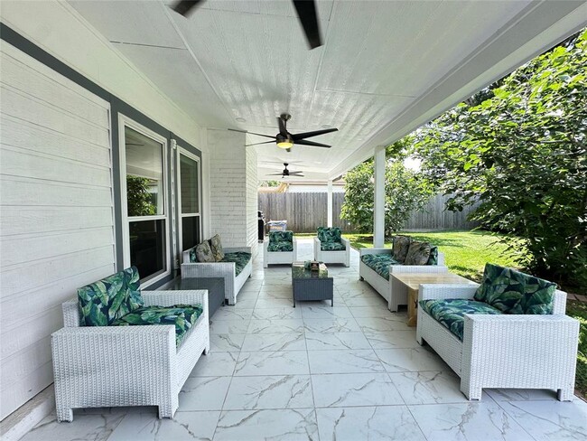 Building Photo - 3031 S Blue Meadow Cir