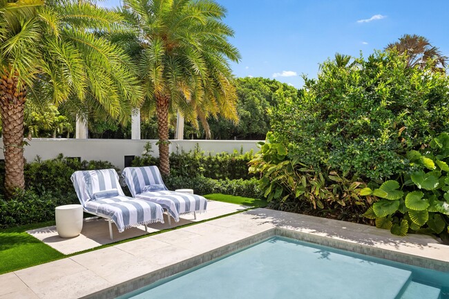 Building Photo - 734 S Ocean Blvd