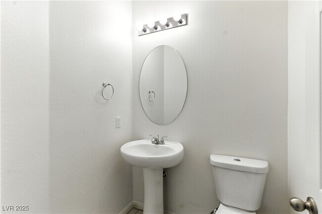 Building Photo - 161 Volti Subito Way
