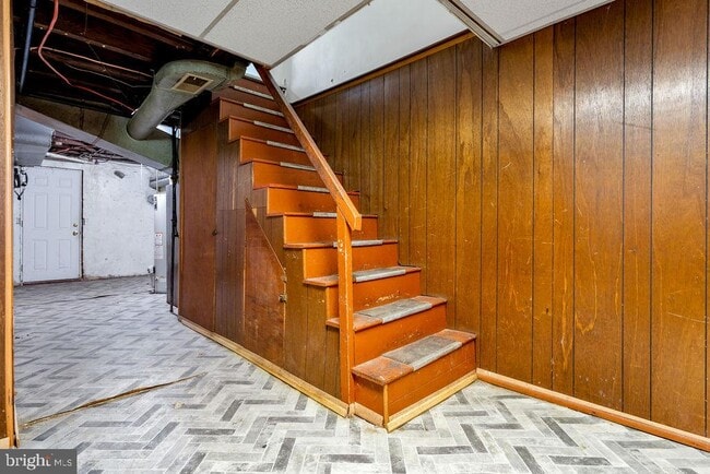 Building Photo - 7247 Glenthorne Rd