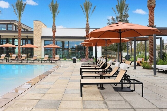 Building Photo - 478 Sycamore Dr