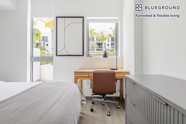 Building Photo - 6445 NE 7th Ave