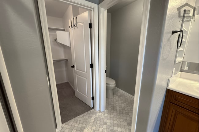 Building Photo - 3Bed/2.5Bath Three-Story Townhouse in Vistancia! Ready for Immediate Move-In! – 2 CAR GARAGE!