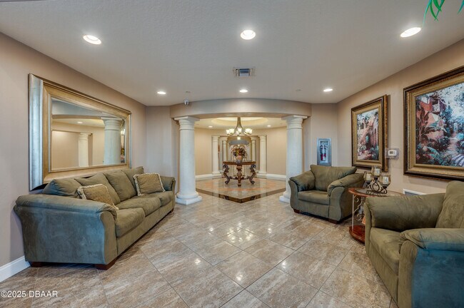 Building Photo - 3245 S Atlantic Ave